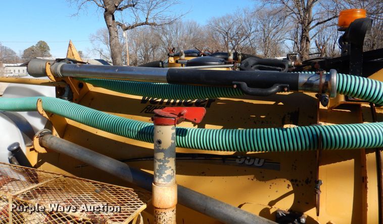 image for item DN1271 2005 Vermeer 550  vacuum excavator