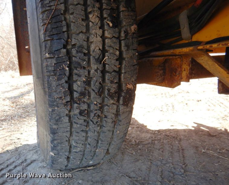 image for item DN1271 2005 Vermeer 550  vacuum excavator