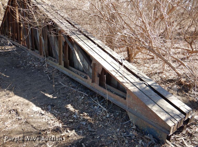 image for item DN1272 (5) steel trusses