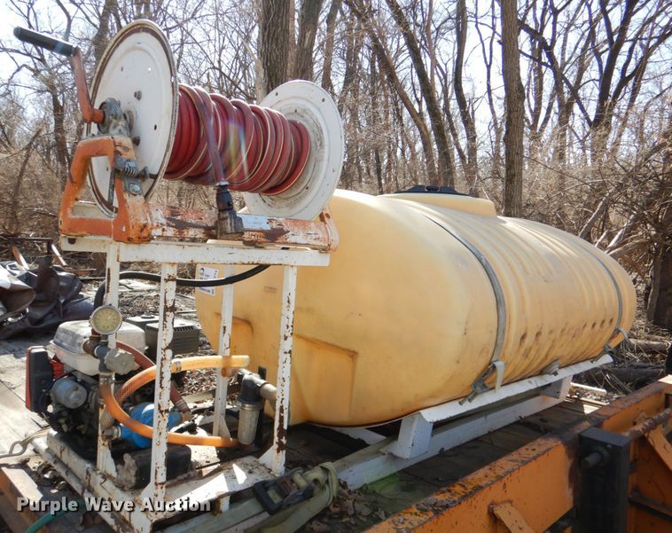 image for item DN1273 Tank with pump