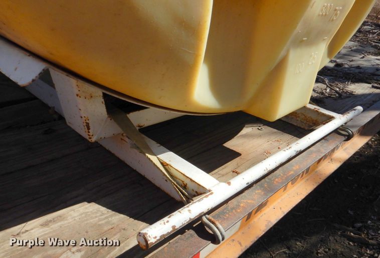 image for item DN1273 Tank with pump