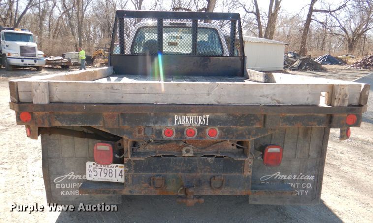 image for item DN1274 2007 Ford F450 Super Duty XL  flatbed truck