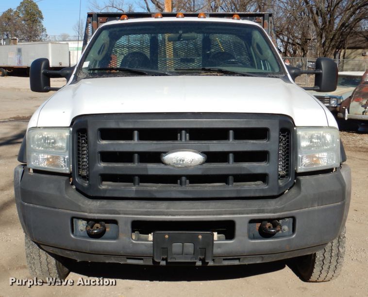 image for item DN1274 2007 Ford F450 Super Duty XL  flatbed truck