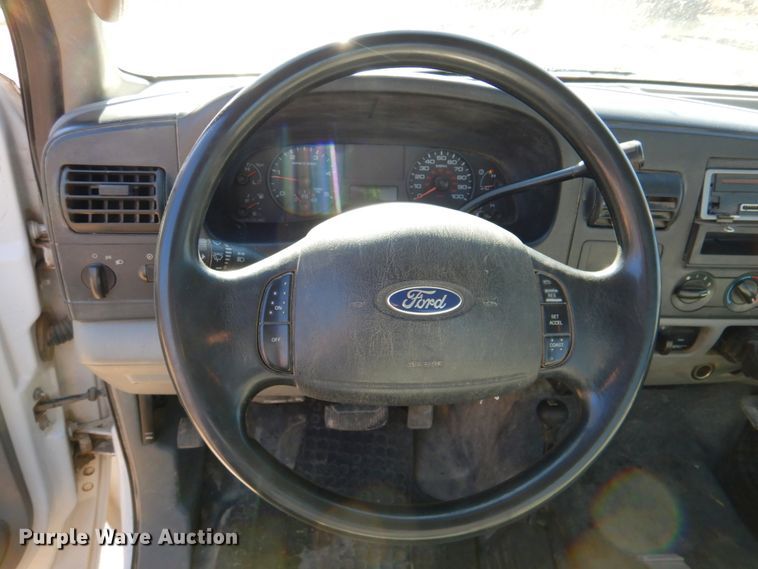 image for item DN1274 2007 Ford F450 Super Duty XL  flatbed truck