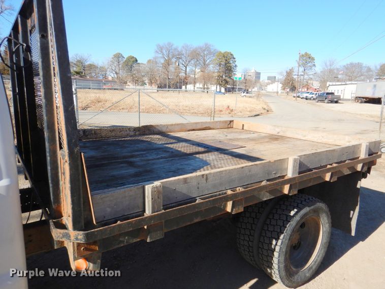 image for item DN1274 2007 Ford F450 Super Duty XL  flatbed truck