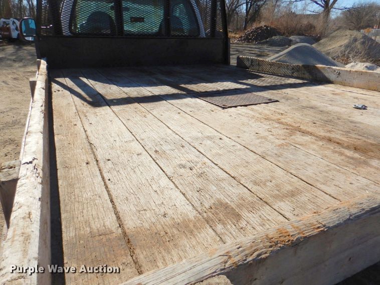 image for item DN1274 2007 Ford F450 Super Duty XL  flatbed truck