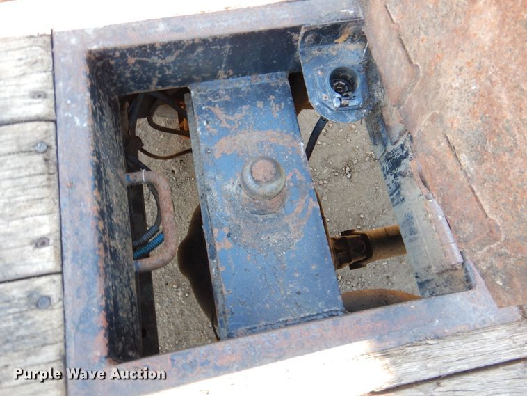 image for item DN1274 2007 Ford F450 Super Duty XL  flatbed truck