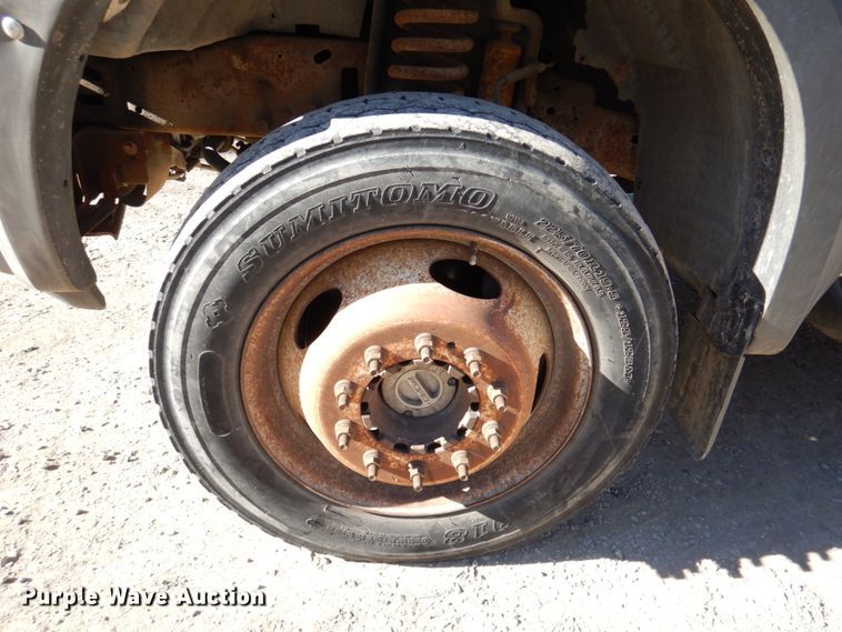 image for item DN1274 2007 Ford F450 Super Duty XL  flatbed truck