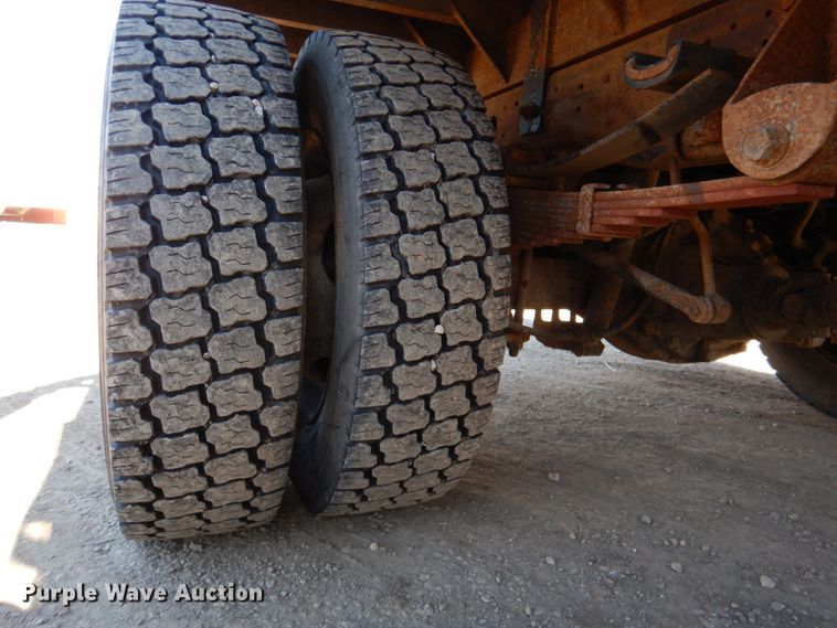 image for item DN1274 2007 Ford F450 Super Duty XL  flatbed truck