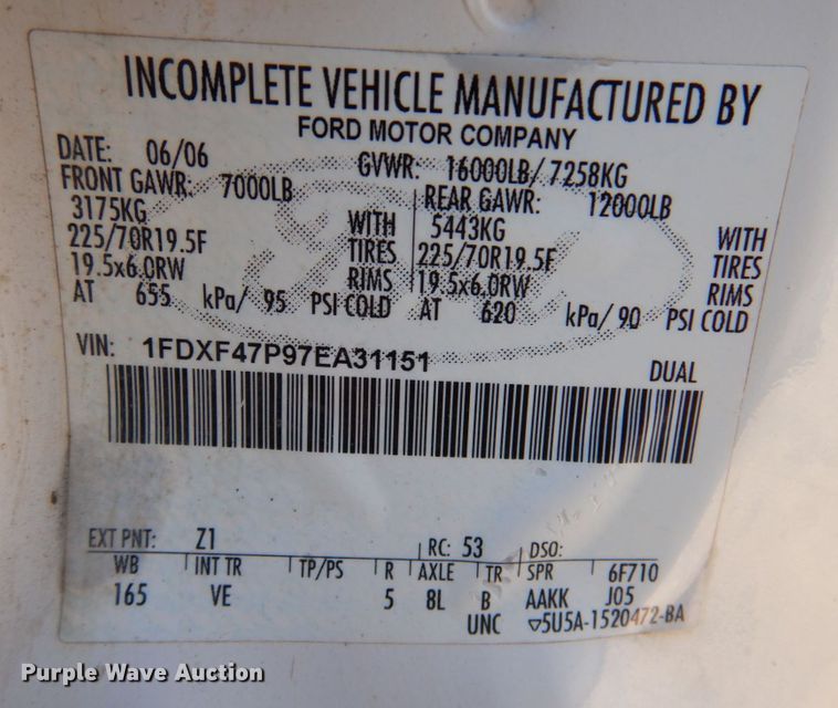 image for item DN1274 2007 Ford F450 Super Duty XL  flatbed truck