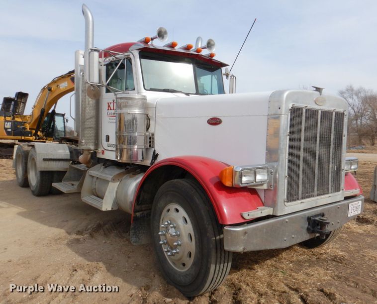 image for item DN1277 1998 Peterbilt 379  semi truck