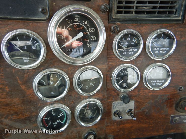 image for item DN1277 1998 Peterbilt 379  semi truck