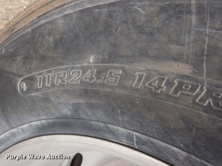 image for item DN1277 1998 Peterbilt 379  semi truck