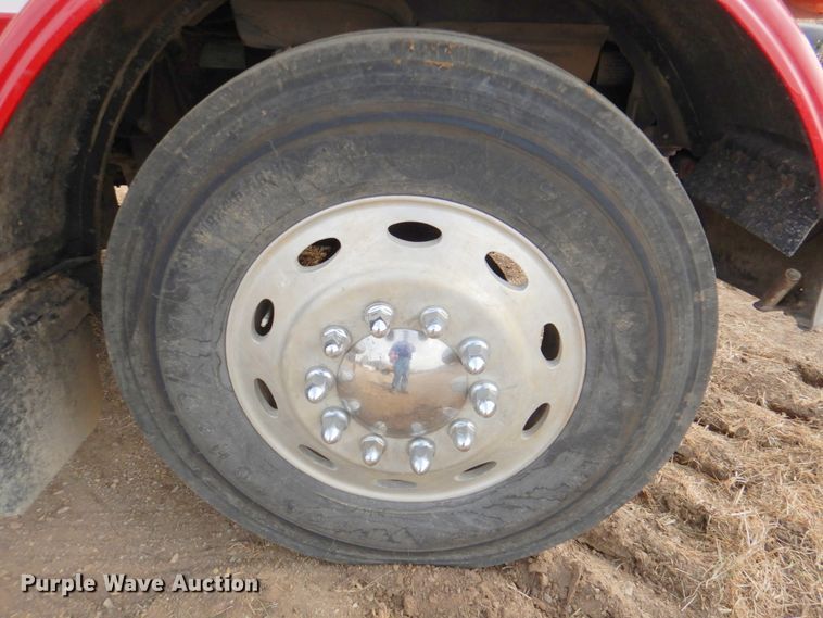 image for item DN1277 1998 Peterbilt 379  semi truck