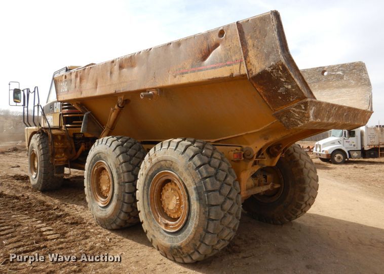 image for item DN1280 2004 Caterpillar 730  haul truck