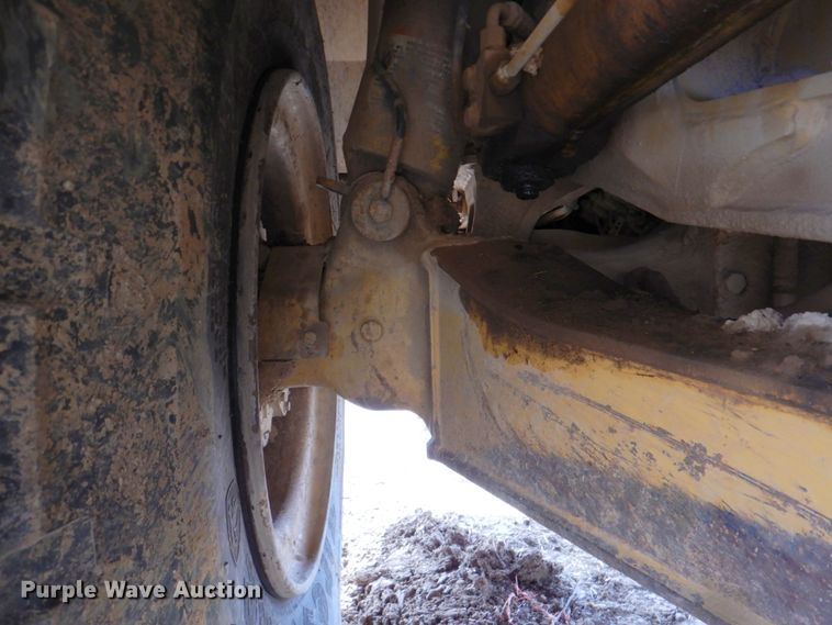 image for item DN1280 2004 Caterpillar 730  haul truck