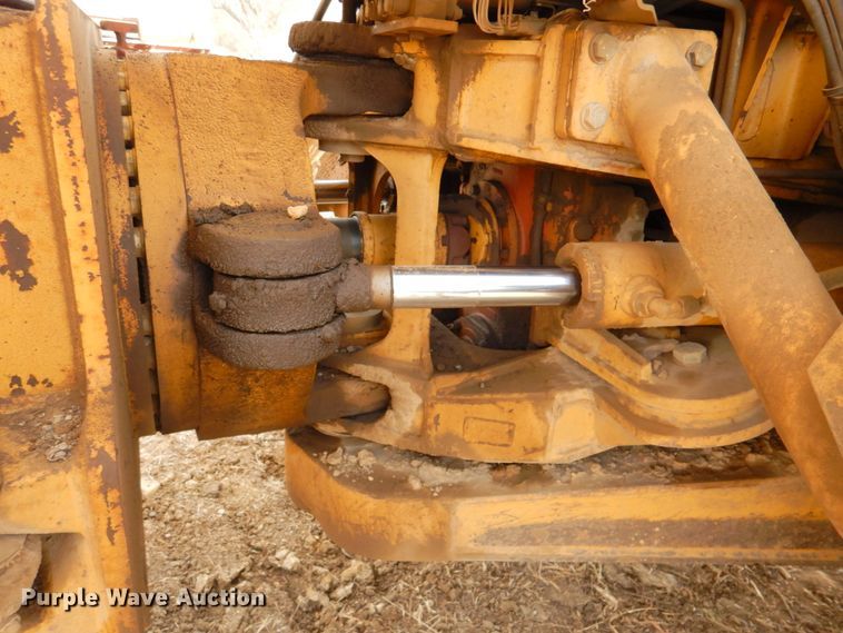 image for item DN1280 2004 Caterpillar 730  haul truck