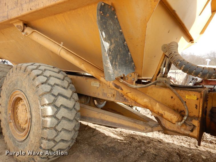 image for item DN1280 2004 Caterpillar 730  haul truck