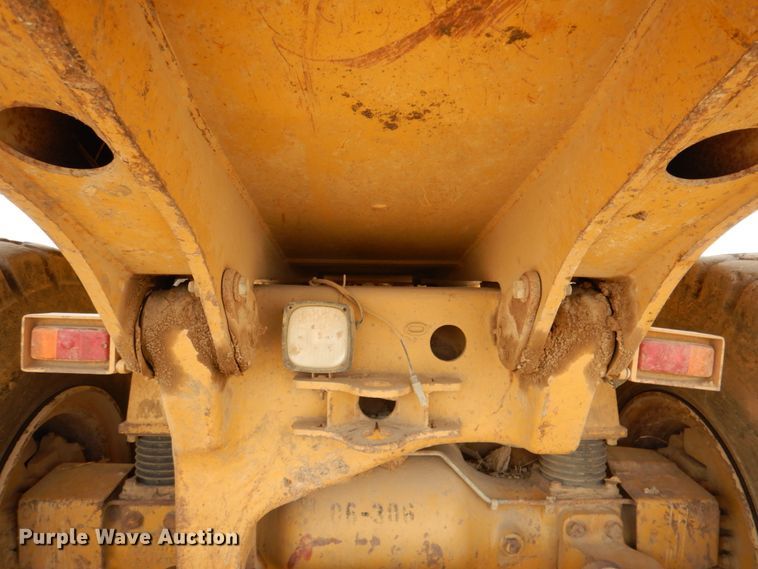 image for item DN1280 2004 Caterpillar 730  haul truck
