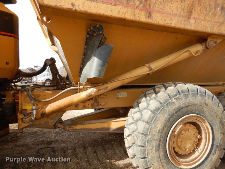 image for item DN1280 2004 Caterpillar 730  haul truck