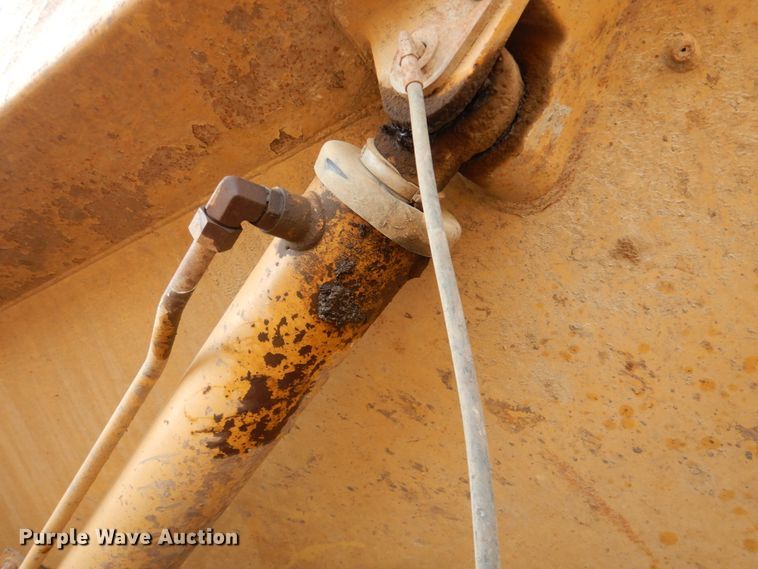 image for item DN1281 2008 Caterpillar 740  haul truck