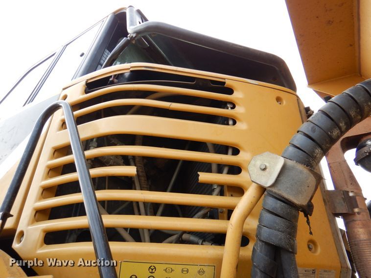 image for item DN1282 2007 Caterpillar 740  haul truck