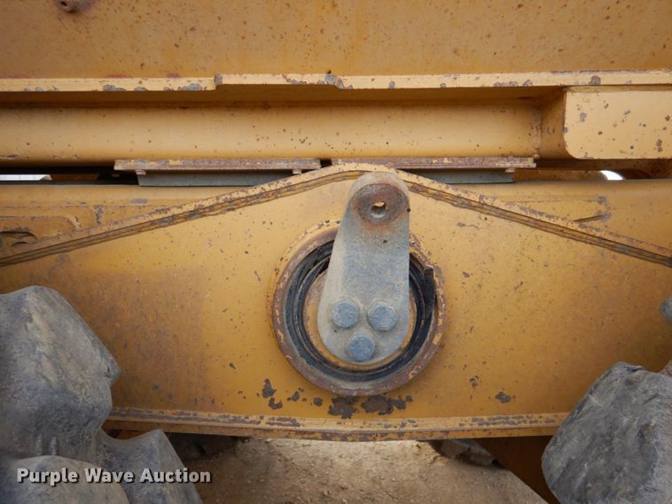 image for item DN1282 2007 Caterpillar 740  haul truck