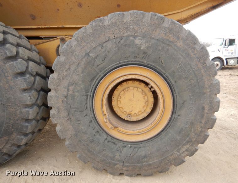 image for item DN1282 2007 Caterpillar 740  haul truck