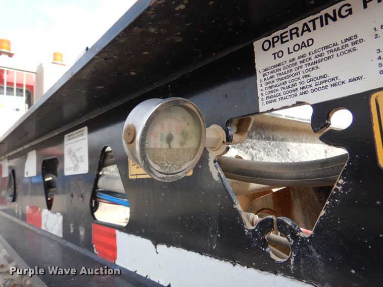 image for item DN1286 2014 Trail King TK110HDB+533  lowboy equipment trailer