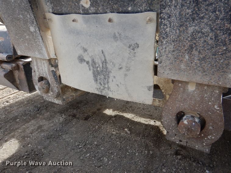 image for item DN1286 2014 Trail King TK110HDB+533  lowboy equipment trailer