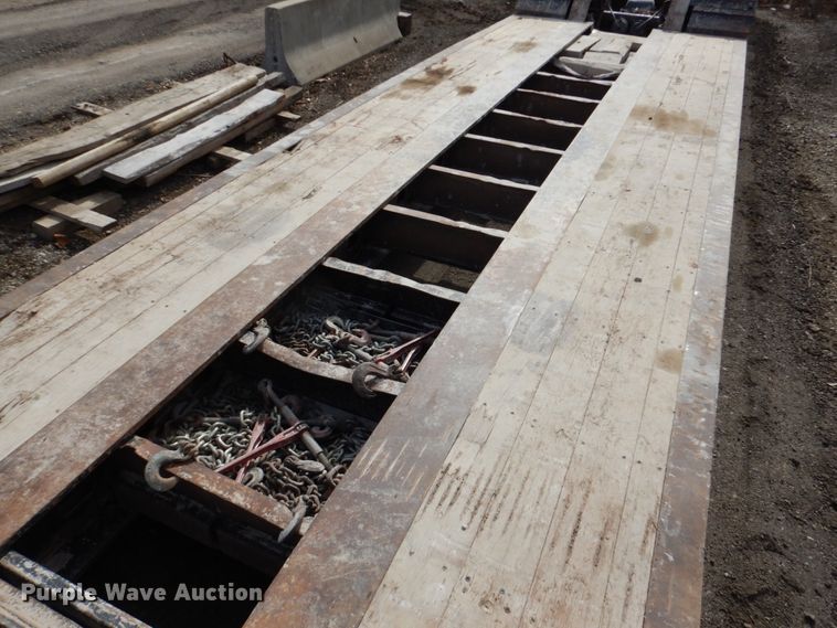 image for item DN1286 2014 Trail King TK110HDB+533  lowboy equipment trailer