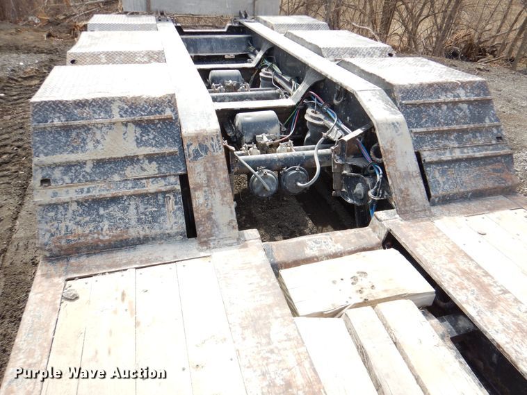 image for item DN1286 2014 Trail King TK110HDB+533  lowboy equipment trailer