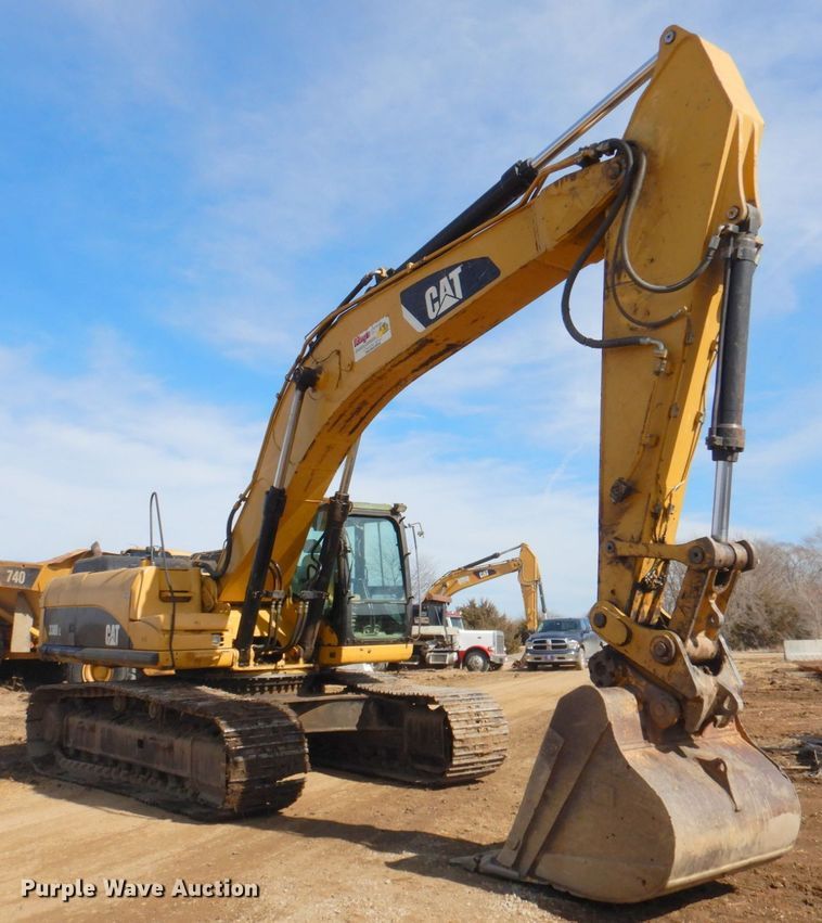 image for item DN1288 2007 Caterpillar 330DL  excavator