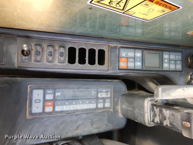 image for item DN1288 2007 Caterpillar 330DL  excavator