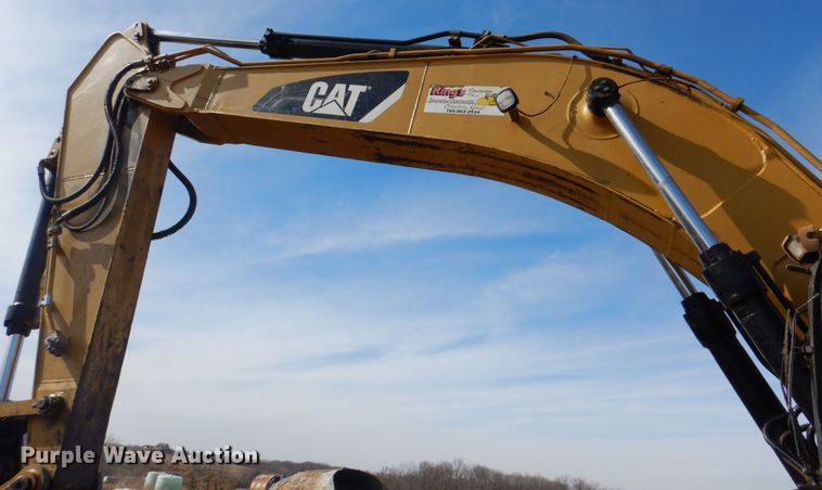 image for item DN1288 2007 Caterpillar 330DL  excavator
