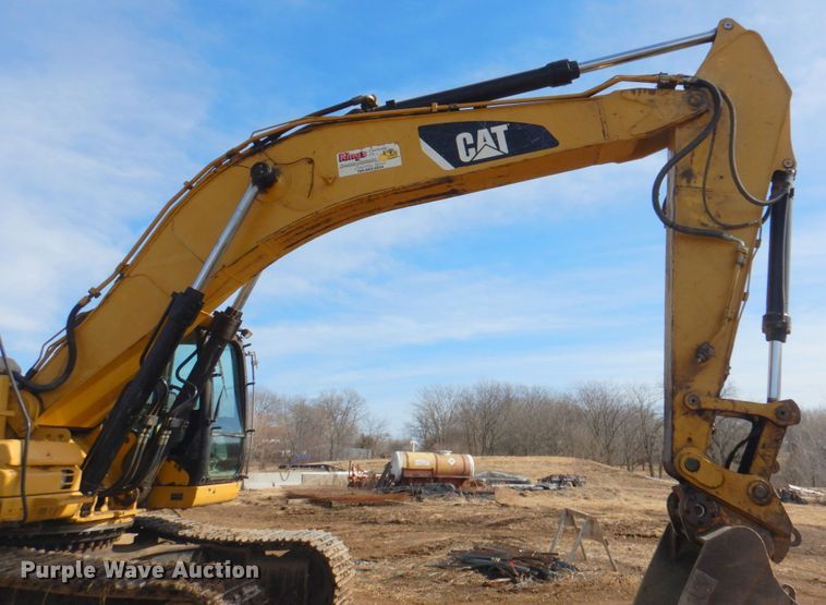 image for item DN1288 2007 Caterpillar 330DL  excavator