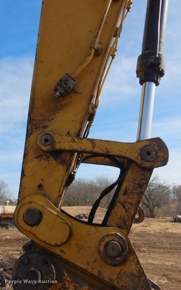 image for item DN1288 2007 Caterpillar 330DL  excavator
