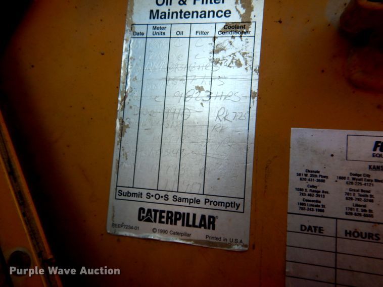 image for item DN1338 1990 Caterpillar 815B  soil compactor