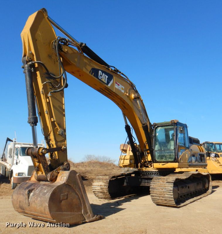 image for item DN1341 2008 Caterpillar 330DL  excavator