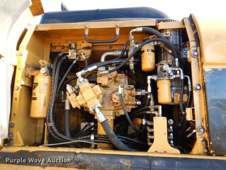 image for item DN1341 2008 Caterpillar 330DL  excavator