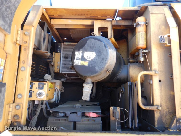 image for item DN1341 2008 Caterpillar 330DL  excavator