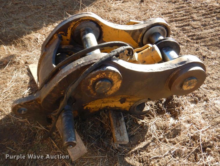 image for item DN1341 2008 Caterpillar 330DL  excavator