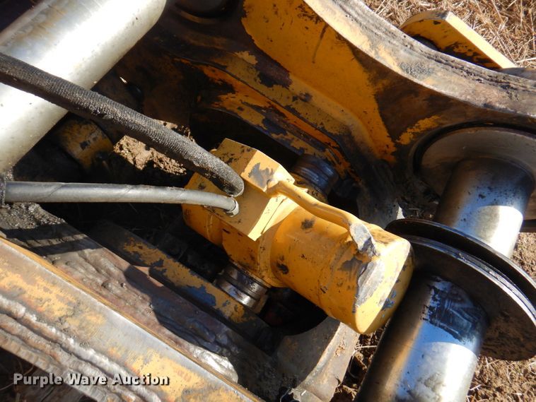 image for item DN1341 2008 Caterpillar 330DL  excavator