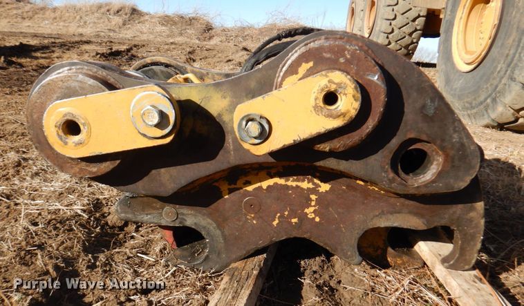 image for item DN1341 2008 Caterpillar 330DL  excavator