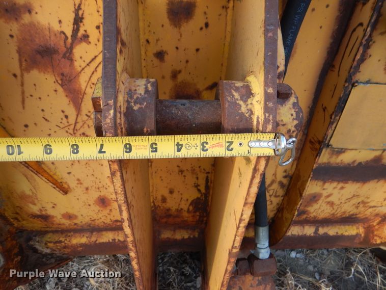 image for item DR0856 Drott  76" W four-in-one bucket