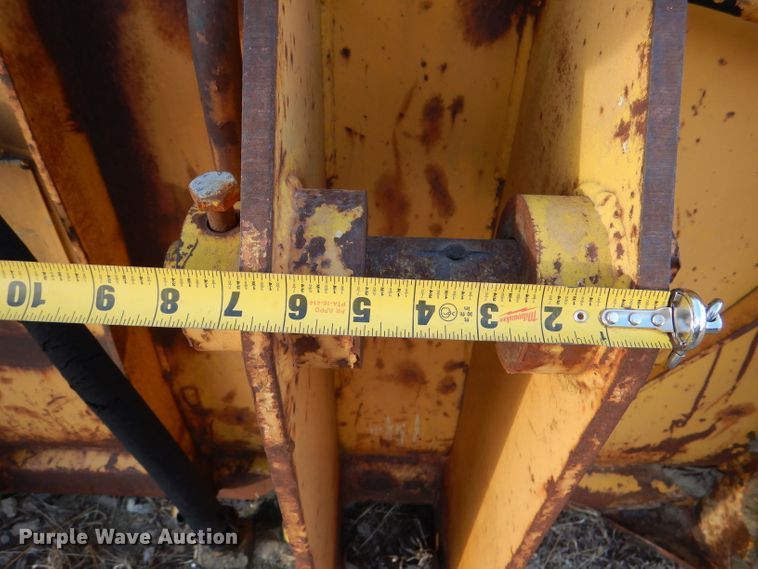 image for item DR0856 Drott  76" W four-in-one bucket