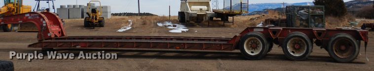 image for item DR1095 1994 Trail King TK80MDG483  lowboy equipment trailer