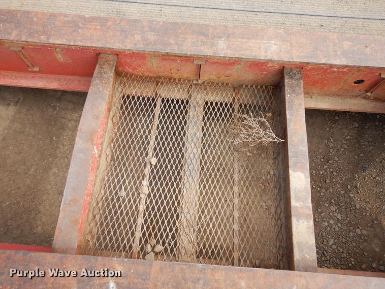 image for item DR1095 1994 Trail King TK80MDG483  lowboy equipment trailer