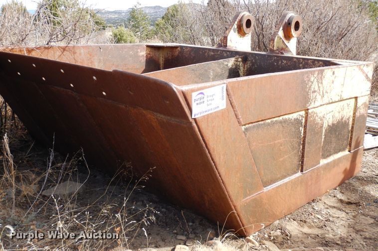 image for item DR1096 Excavator bucket