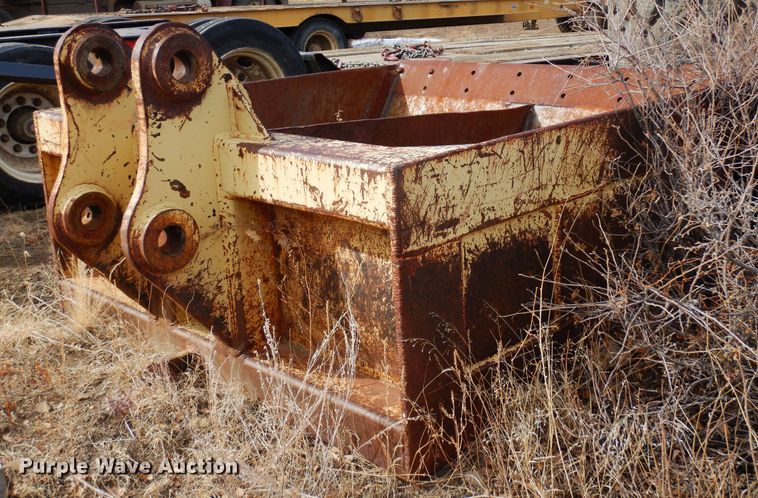 image for item DR1096 Excavator bucket